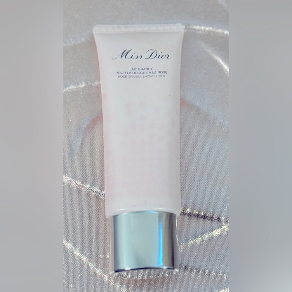 Miss Dior Shower Milk 2.5 FL. OZ. 💕